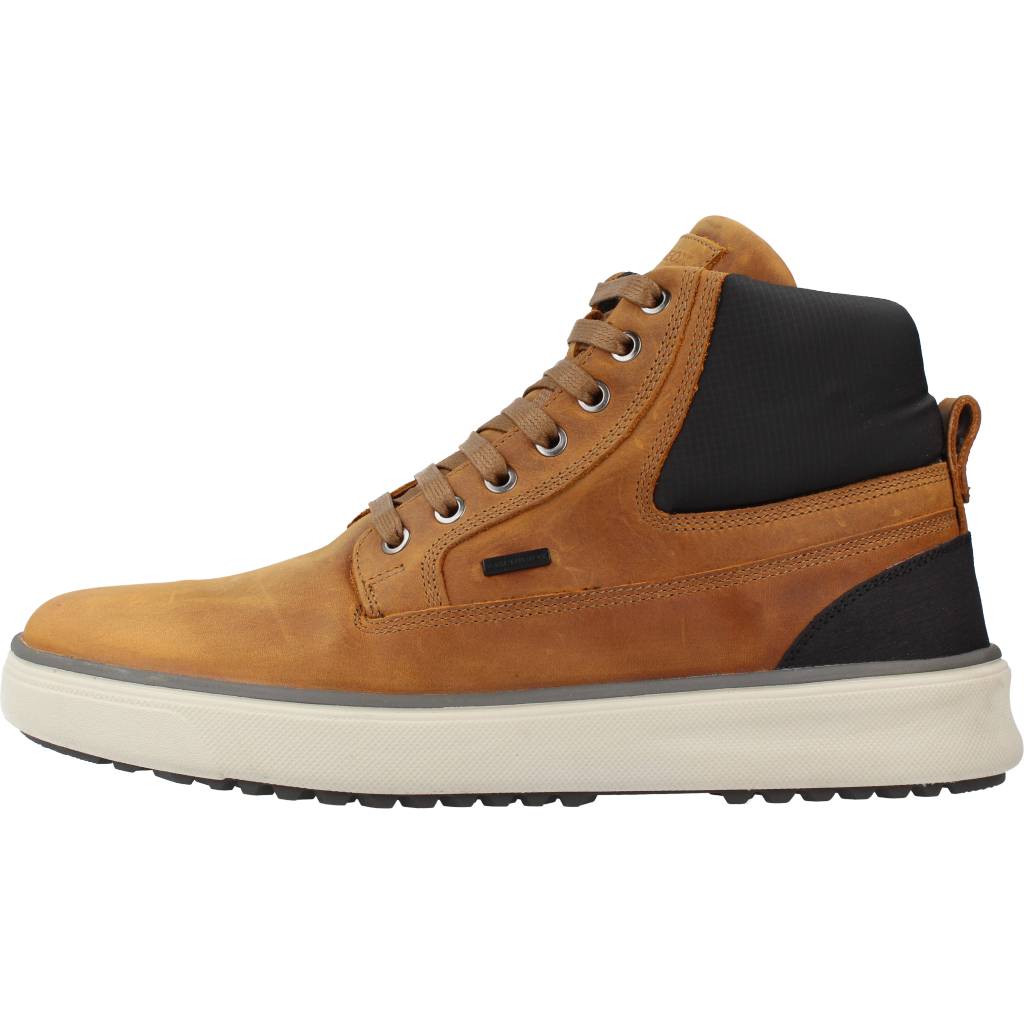 GEOX U CERVINO B ABX B en color MARRON CLARO (2)