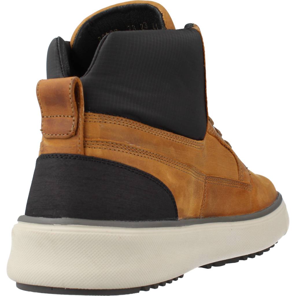 GEOX U CERVINO B ABX B en color MARRON CLARO (3)