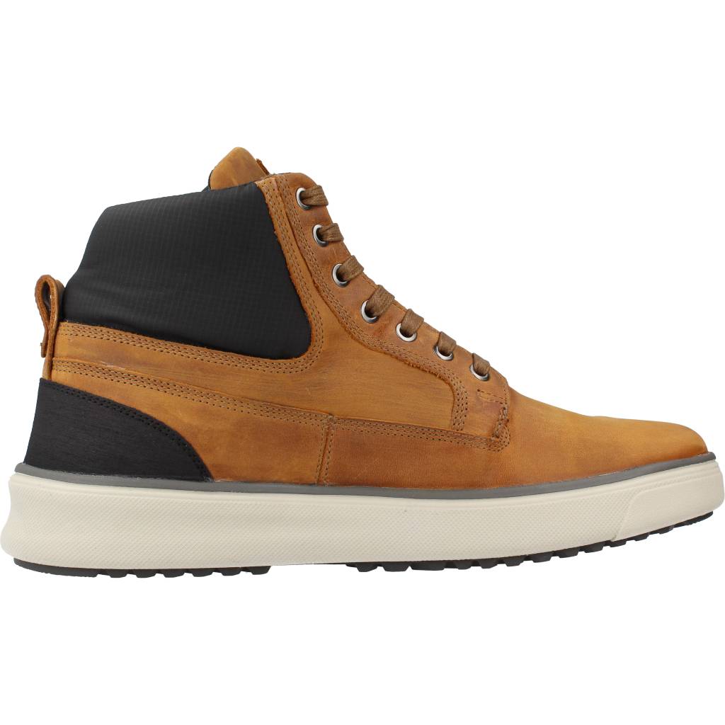 GEOX U CERVINO B ABX B en color MARRON CLARO (4)