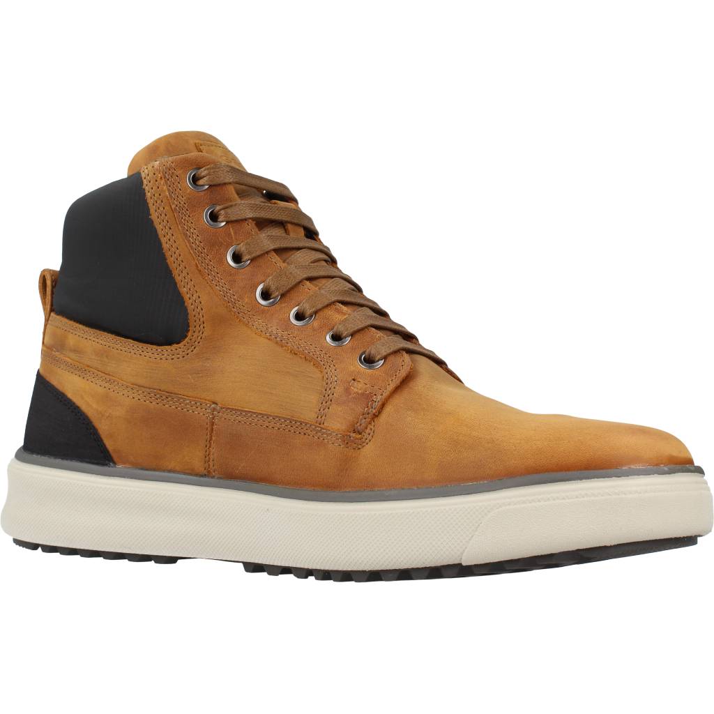 GEOX U CERVINO B ABX B en color MARRON CLARO (5)
