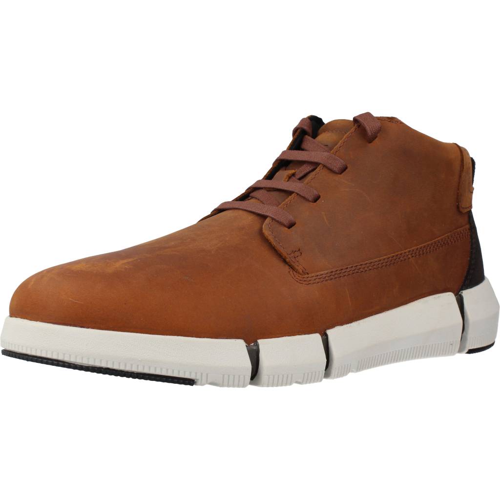 GEOX UFA CL U en color MARRON (1)