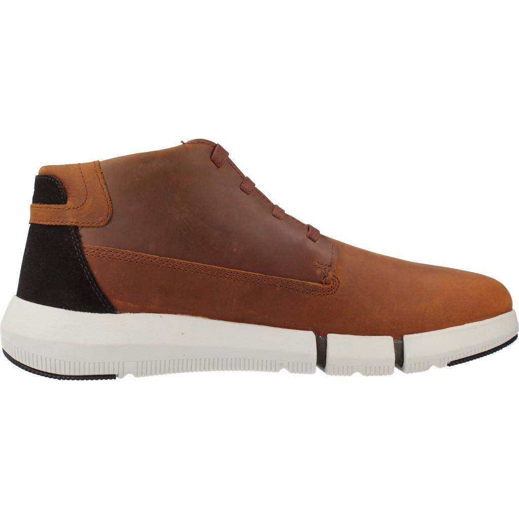 GEOX UFA CL U en color MARRON (4)