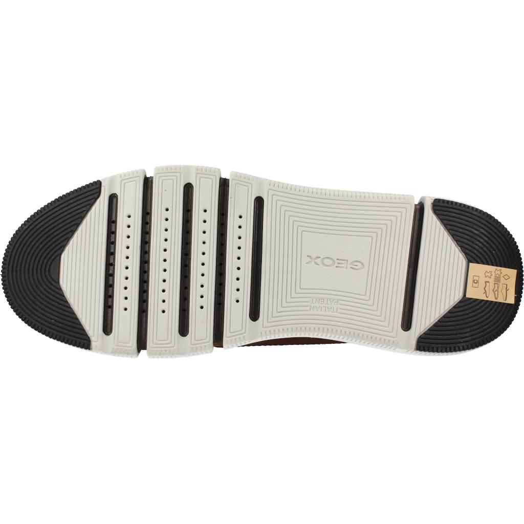 GEOX UFA CL U en color MARRON (6)