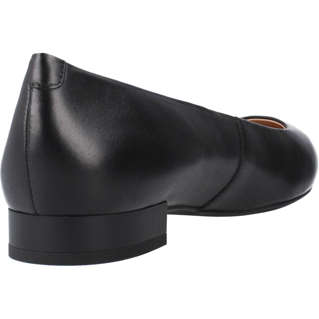 GEOX D CHARYSSA A en color NEGRO (3)