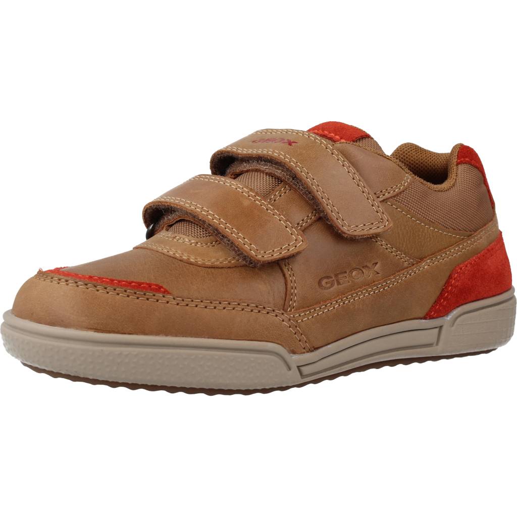 GEOX J POSEIDO BOY C en color MARRON CLARO (1)