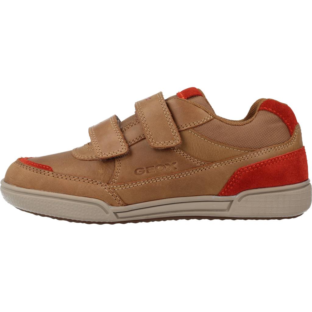 GEOX J POSEIDO BOY C en color MARRON CLARO (2)