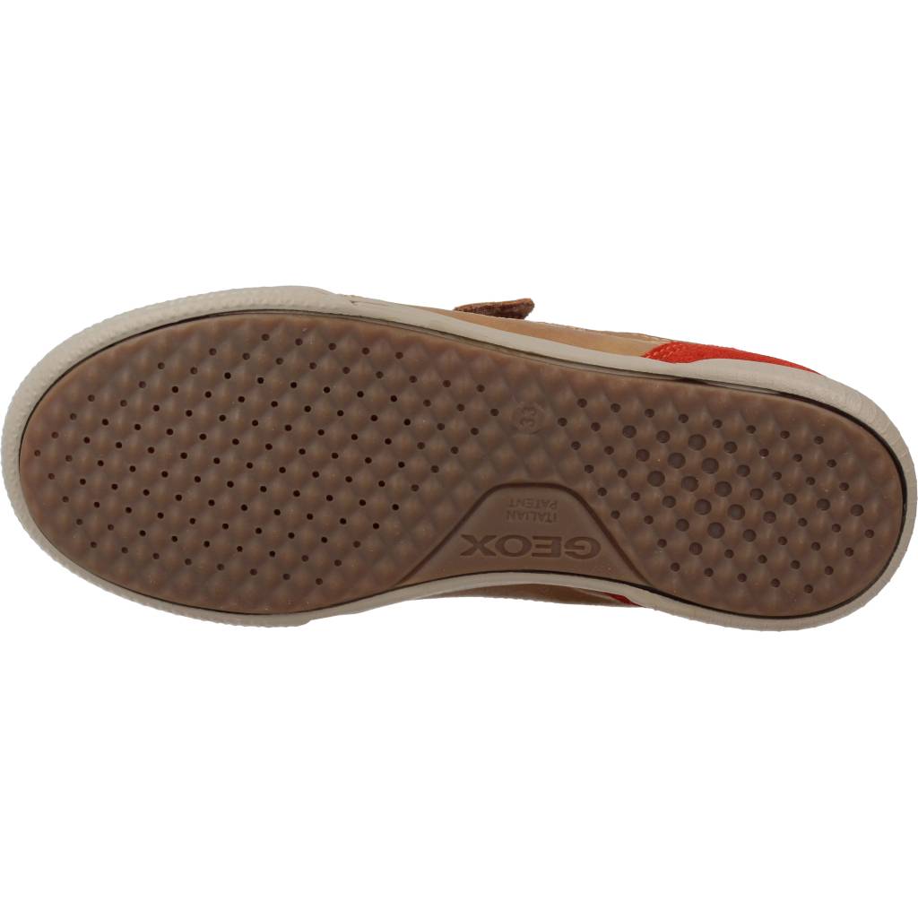 GEOX J POSEIDO BOY C en color MARRON CLARO (6)