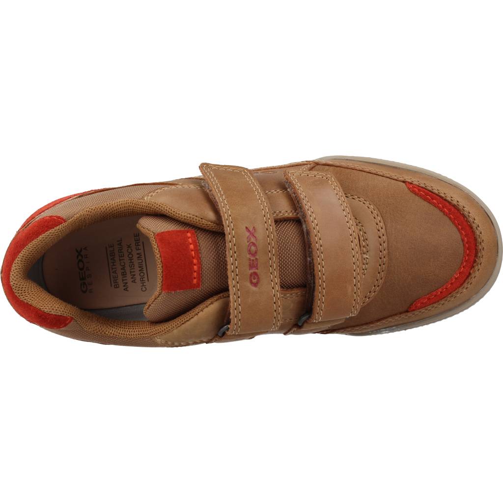 GEOX J POSEIDO BOY C en color MARRON CLARO (7)