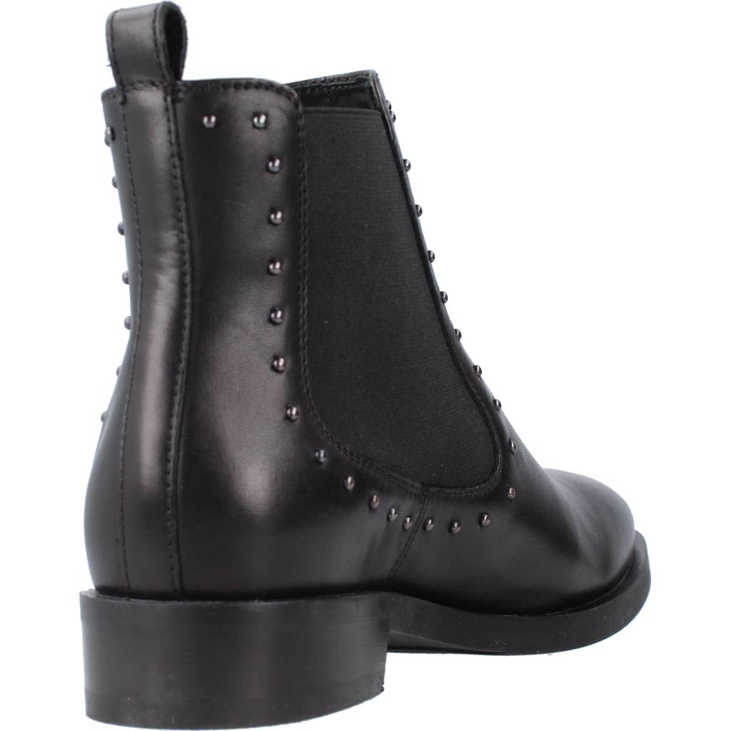 GEOX DONNA BROGUE B en color NEGRO (3)
