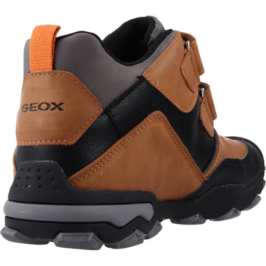 GEOX J BULLER BOY B ABX en color MARRON (3)