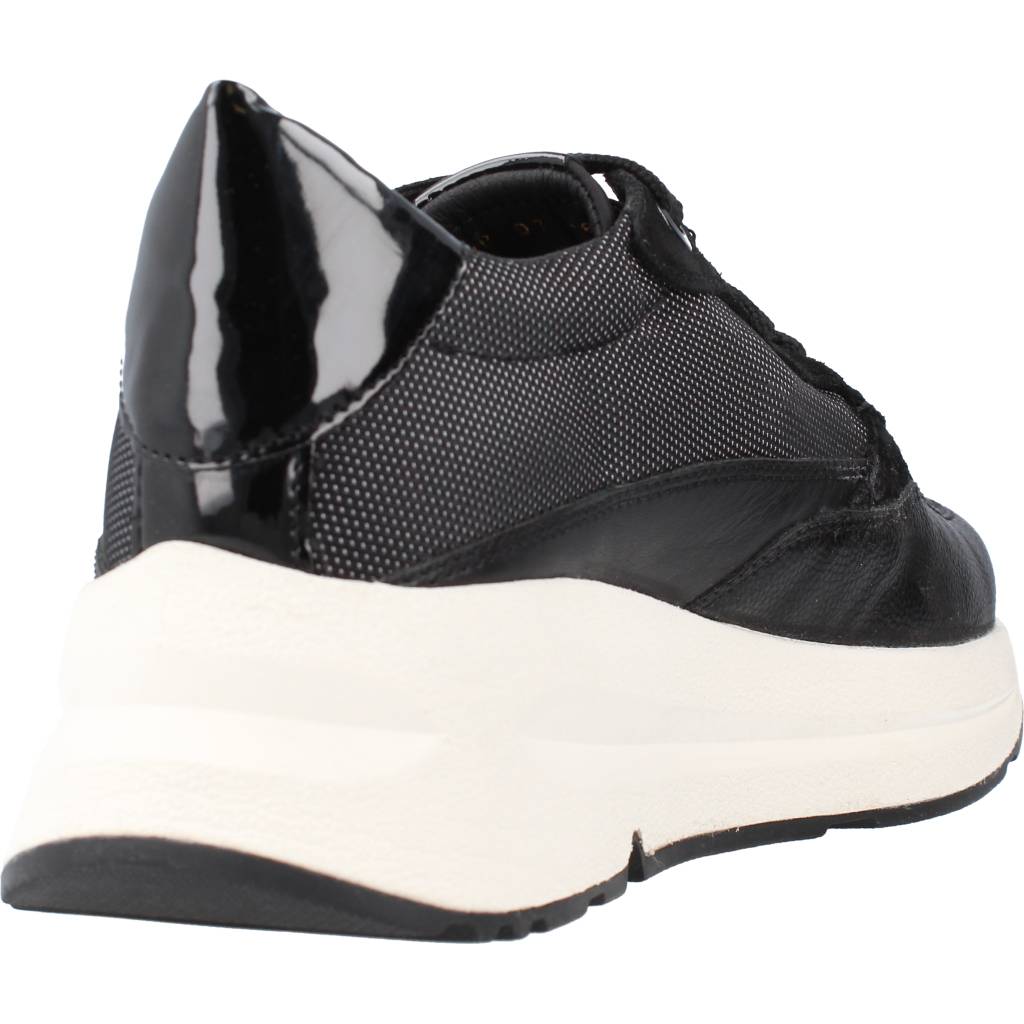 GEOX D BACKSIE B ABX B en color NEGRO (3)