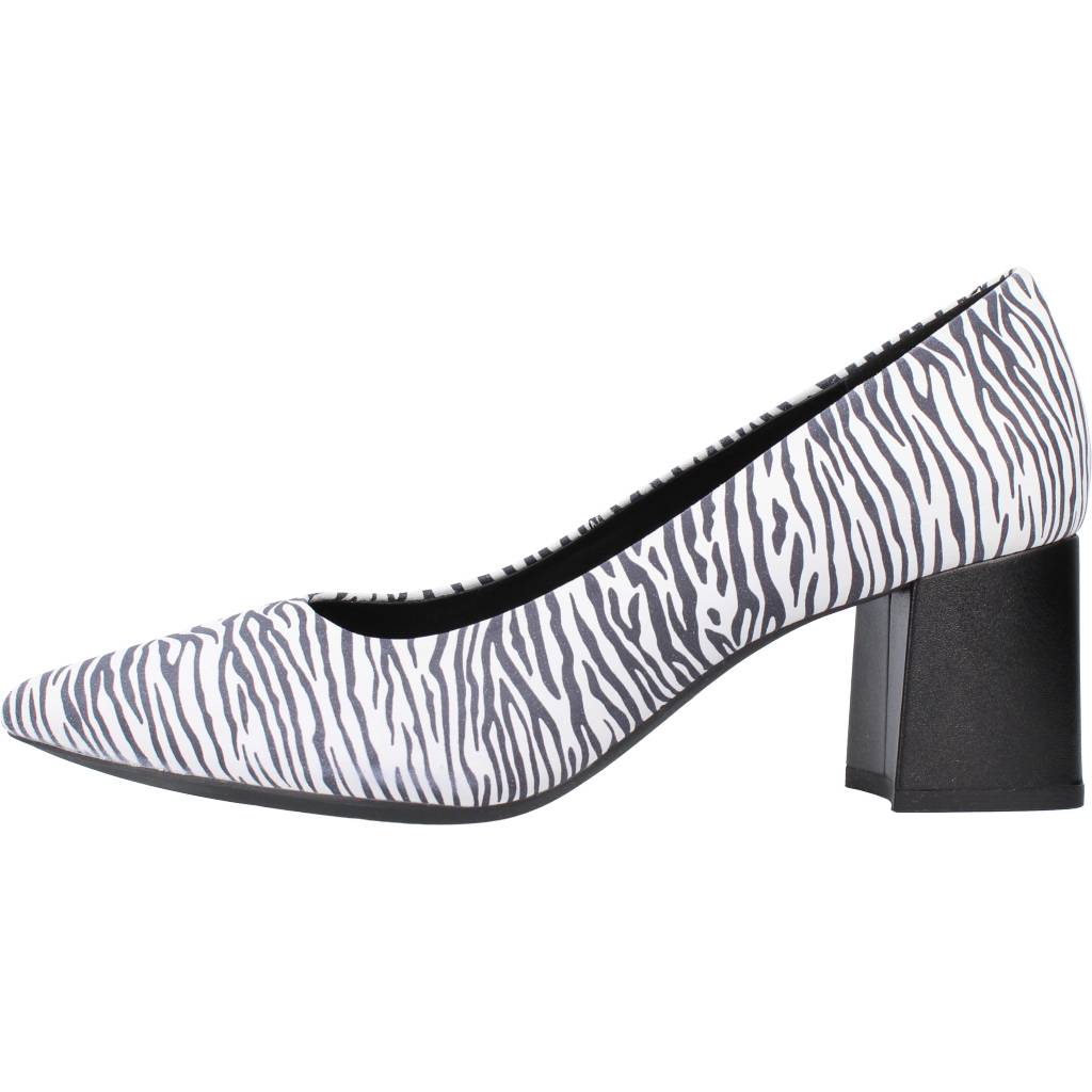 GEOX D BIGLIANA A en color ANIMAL PRINT (2)