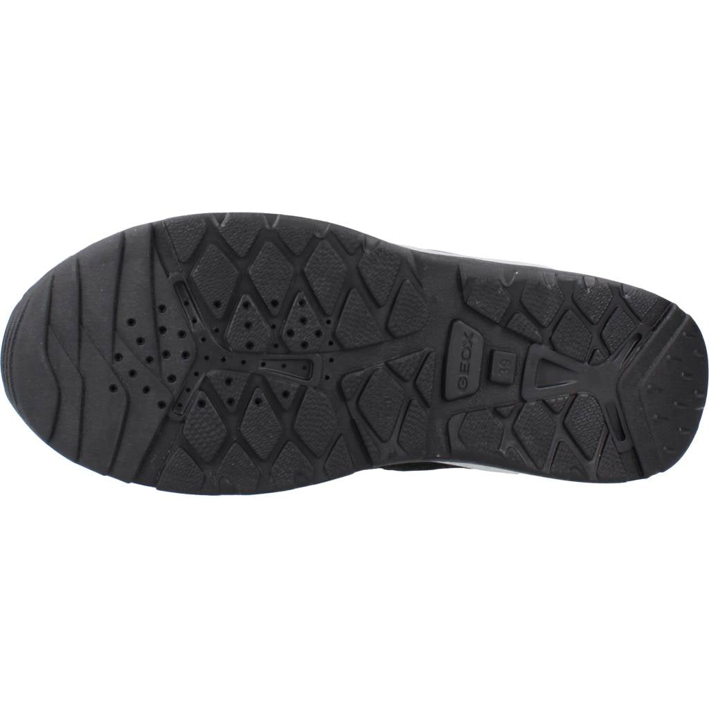 GEOX J SENTIERO BOYBWPF C en color GRIS (6)