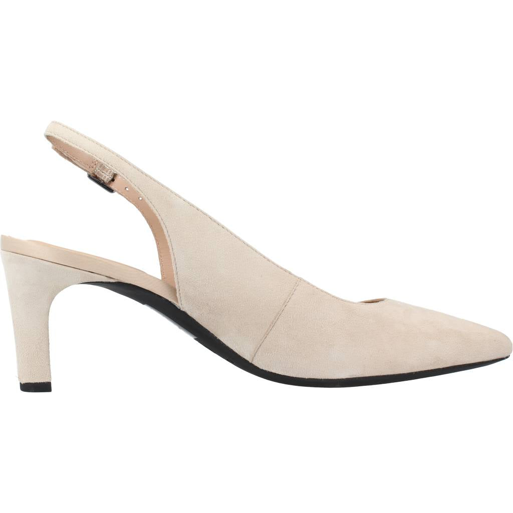GEOX D BIBBIANA G en color BEIS (4)