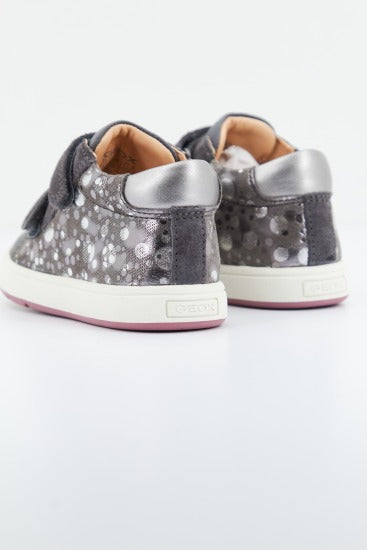 GEOX B BIGLIA GIRL C en color GRIS (2)