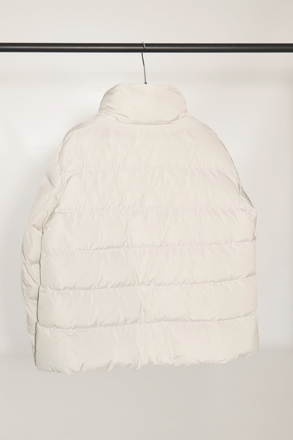 GEOX W ANYLLA SHORT PARKA en color BLANCO (3)