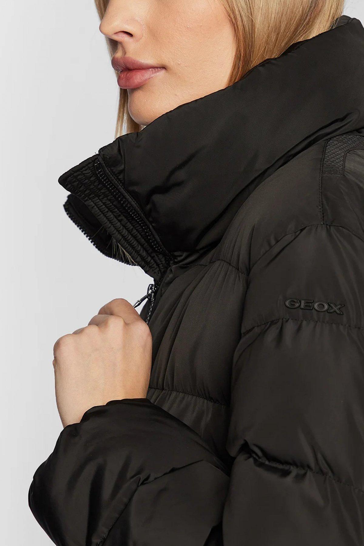 GEOX W ANYLLA SHORT PARKA en color NEGRO (3)