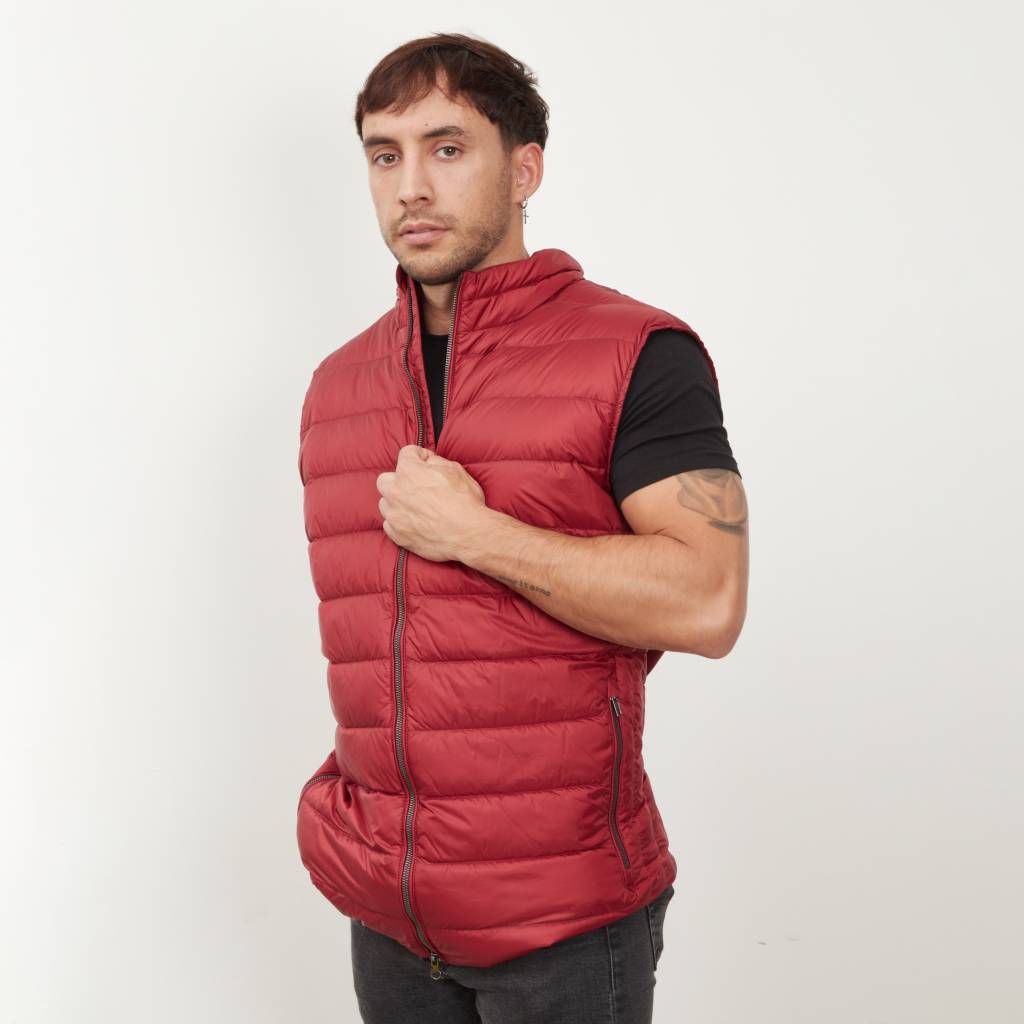 GEOX M DERECK VEST en color ROJO (2)