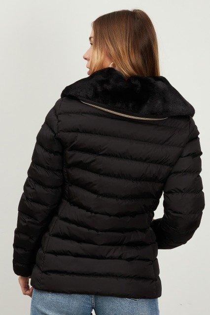 GEOX W SEYLA MID JKT en color NEGRO (4)
