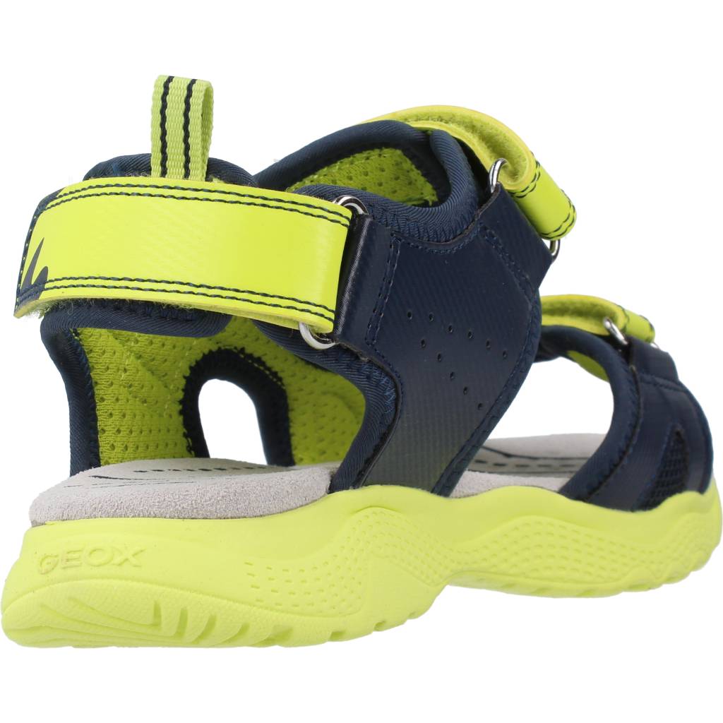 GEOX J SANDAL SPLUSH BOY en color VERDE (3)