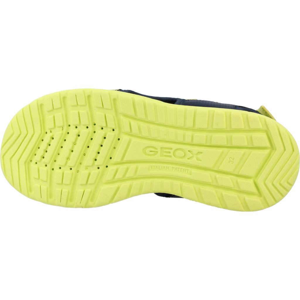 GEOX J SANDAL SPLUSH BOY en color VERDE (6)