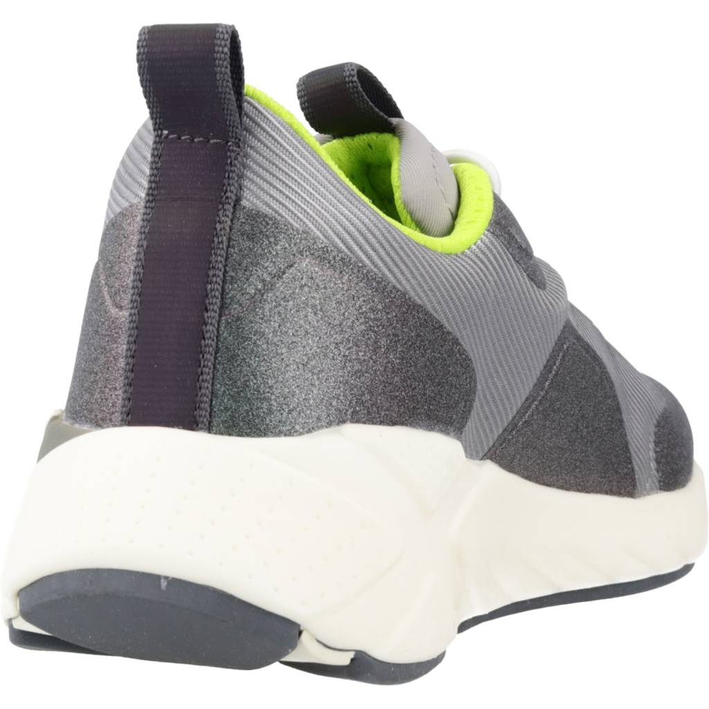 GEOX J PLAYKIX BOY en color GRIS (3)