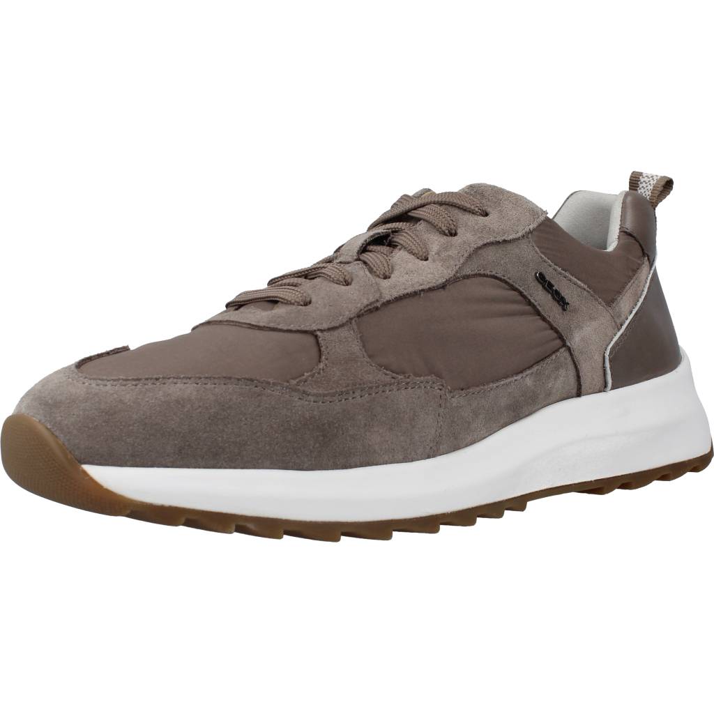 GEOX U TITANIO en color MARRON (1)