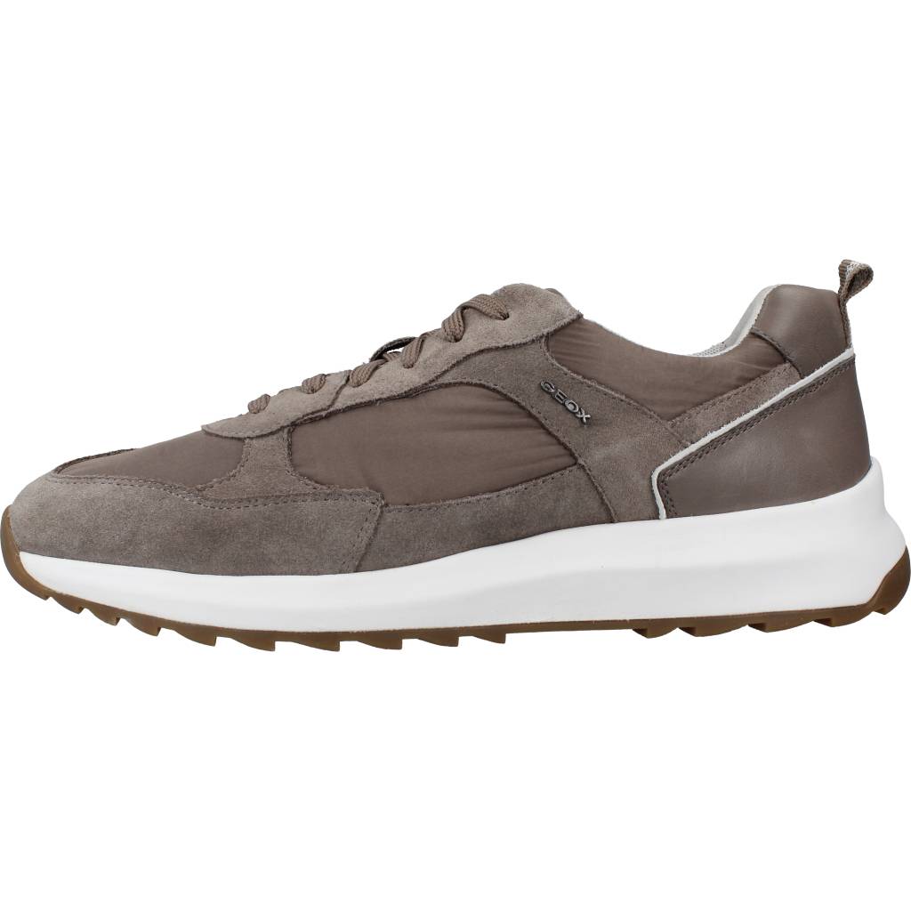 GEOX U TITANIO en color MARRON (2)