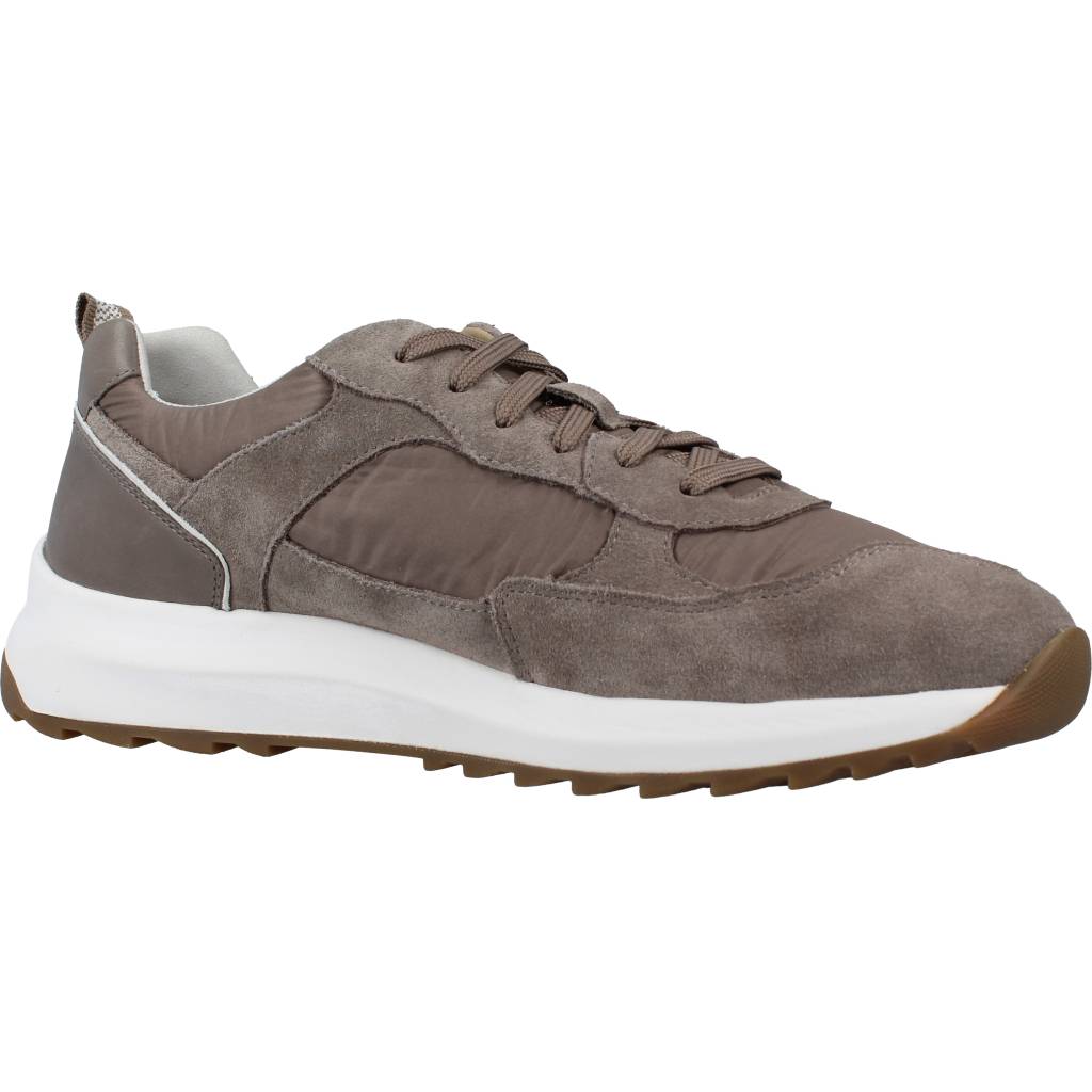 GEOX U TITANIO en color MARRON (5)