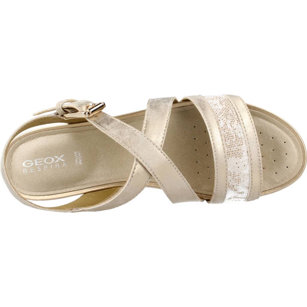 GEOX D SANDAL VEGA en color ORO (7)