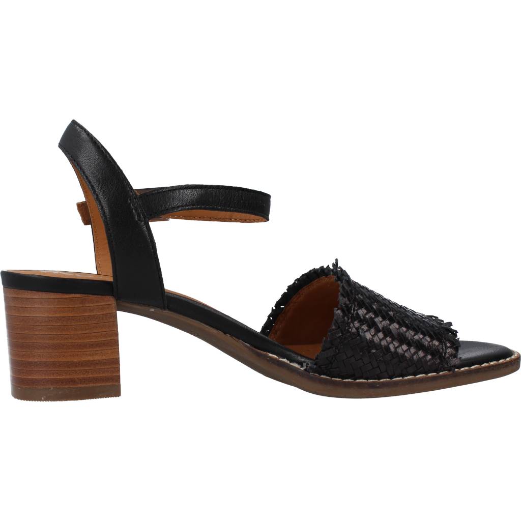 GEOX D SOZY MID en color NEGRO (4)