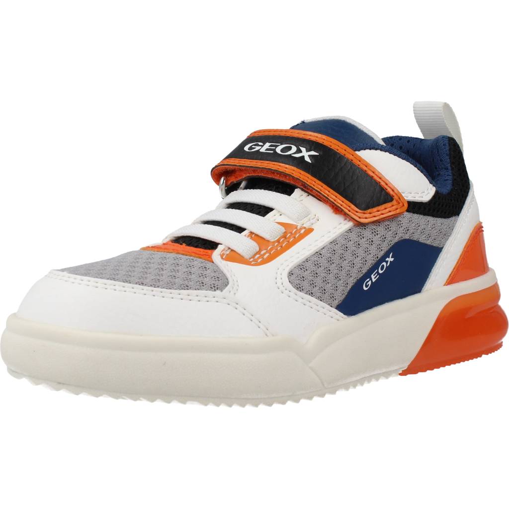 GEOX J GRAYJAY BOY en color BLANCO (1)