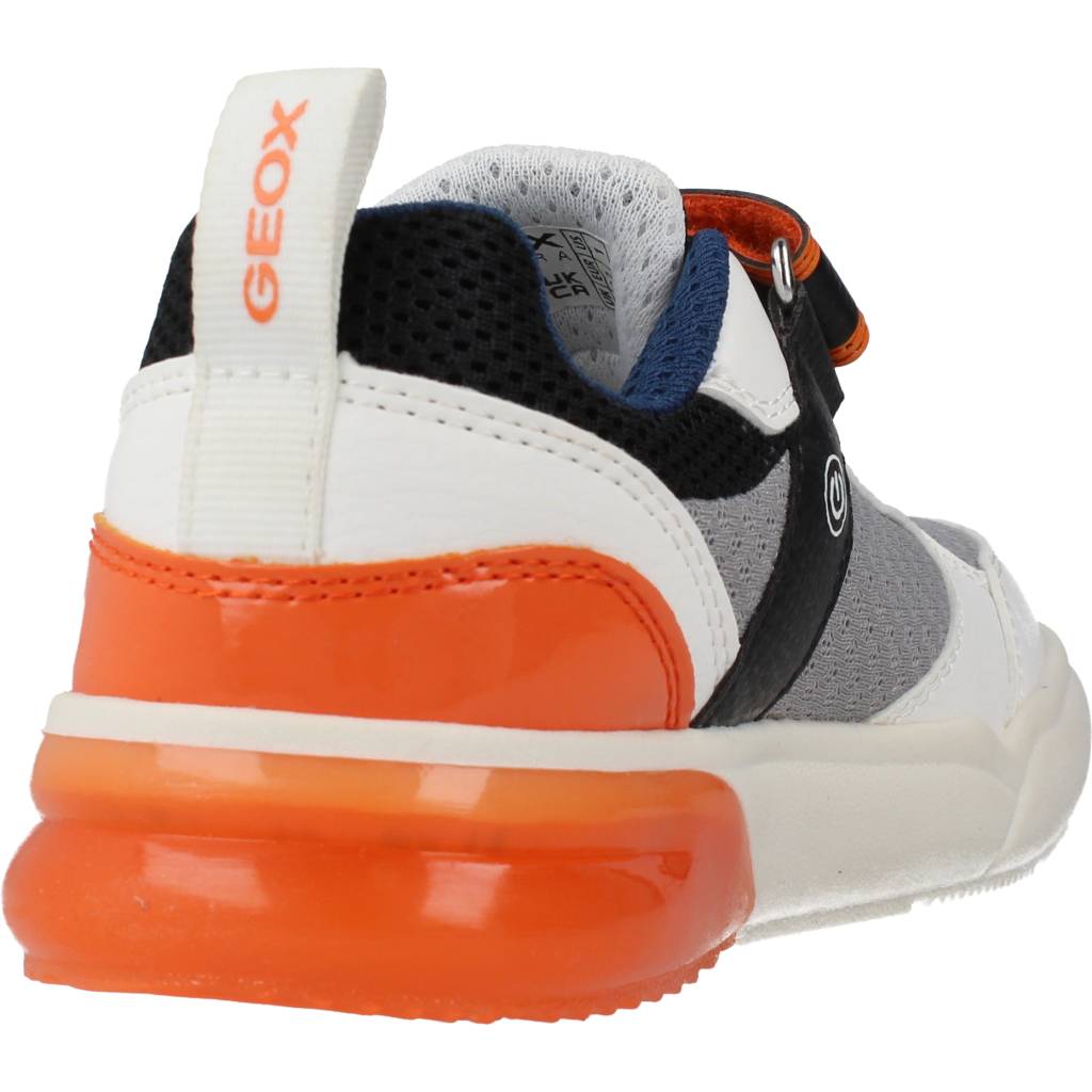 GEOX J GRAYJAY BOY en color BLANCO (3)