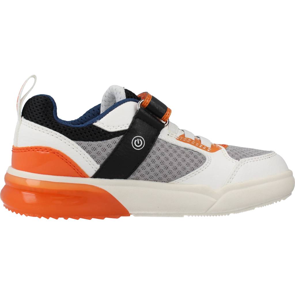 GEOX J GRAYJAY BOY en color BLANCO (4)