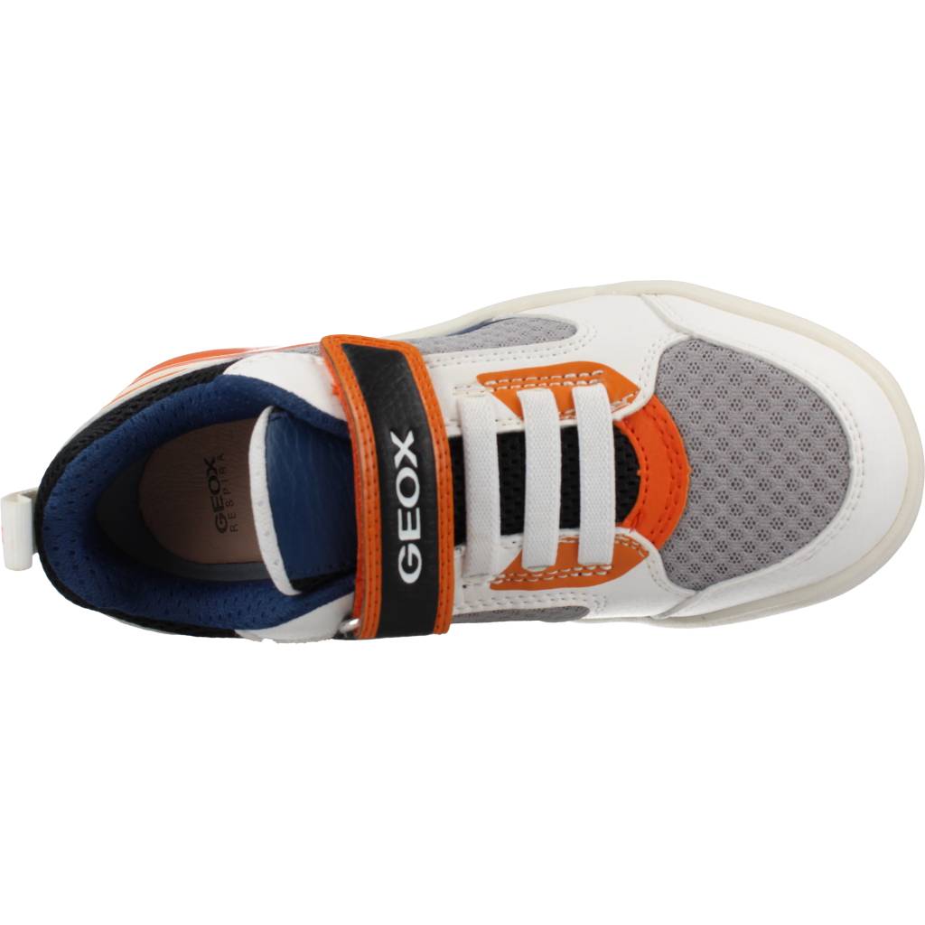GEOX J GRAYJAY BOY en color BLANCO (7)