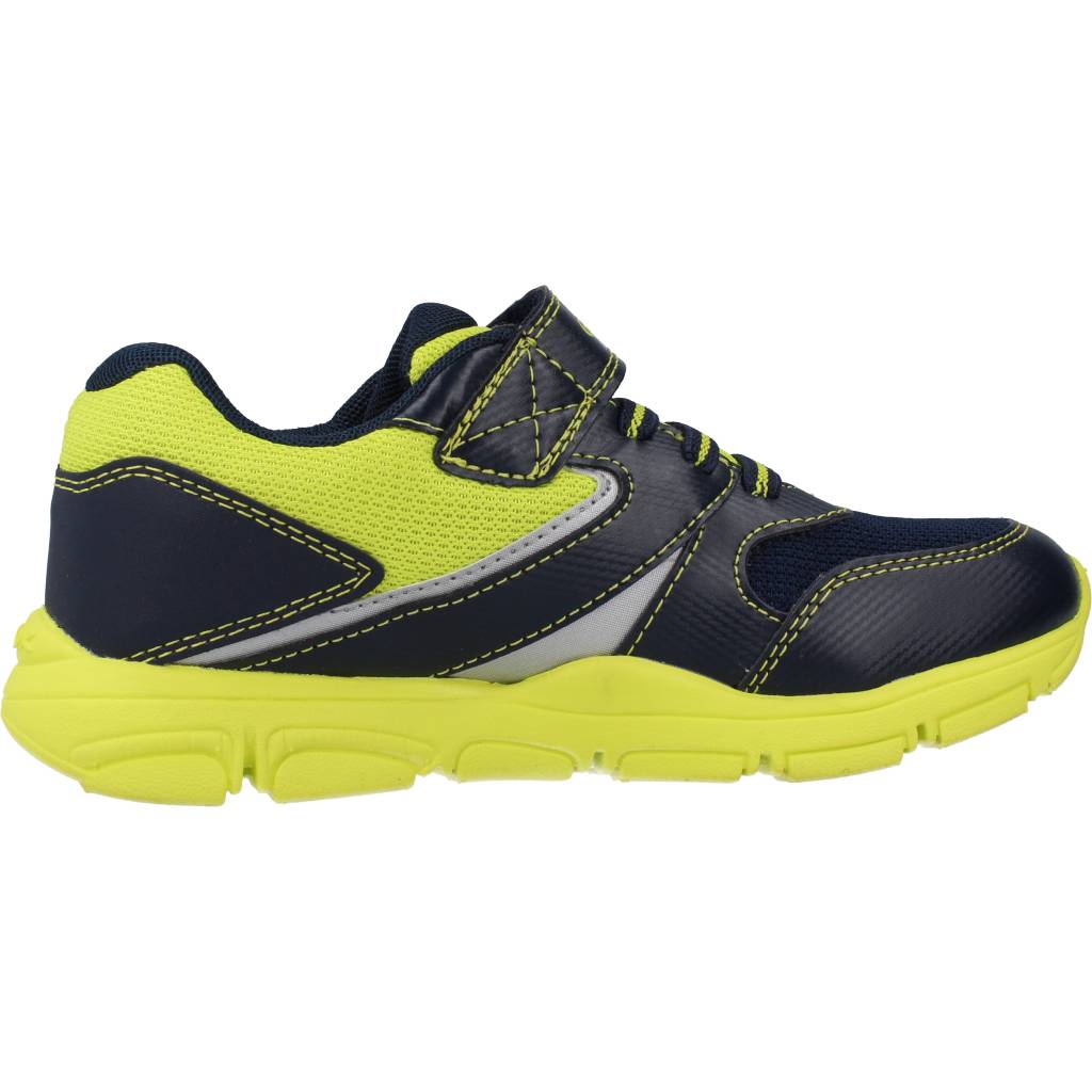 GEOX J NEW TORQUE BOY en color VERDE (4)