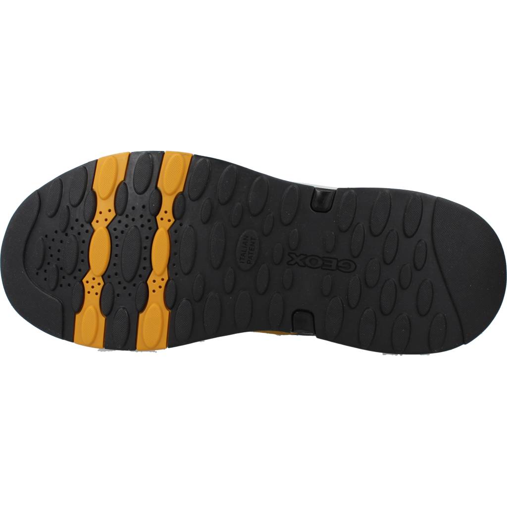 GEOX U STERRATO en color AMARILLO (6)
