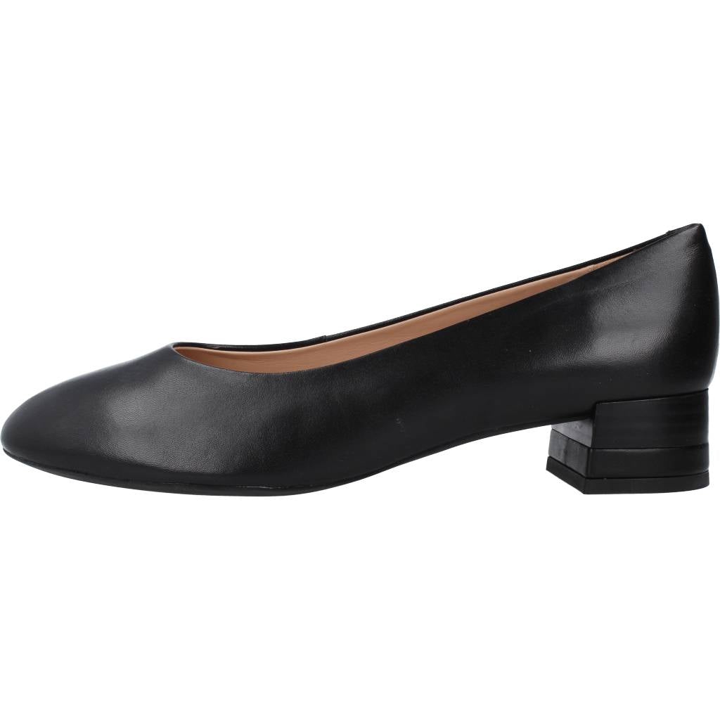 GEOX D CHLOO MID en color NEGRO (2)