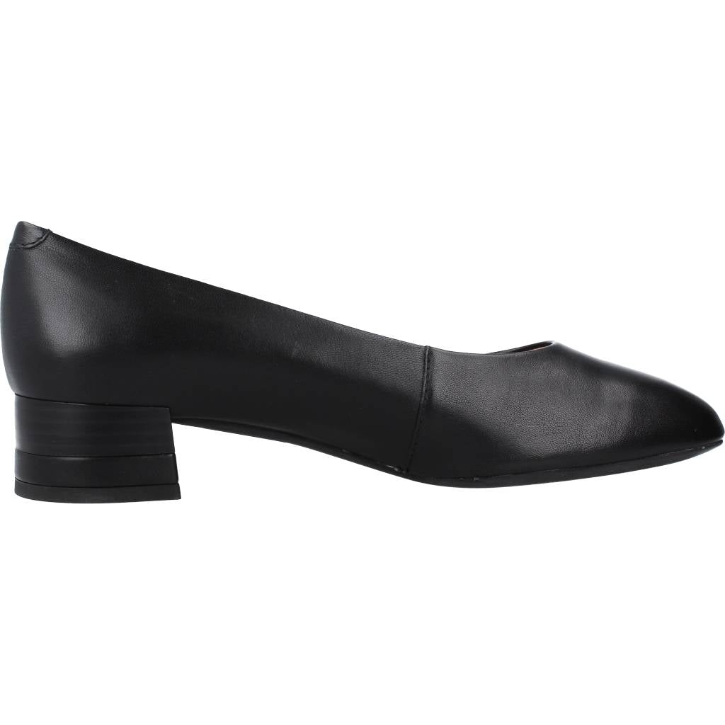 GEOX D CHLOO MID en color NEGRO (4)