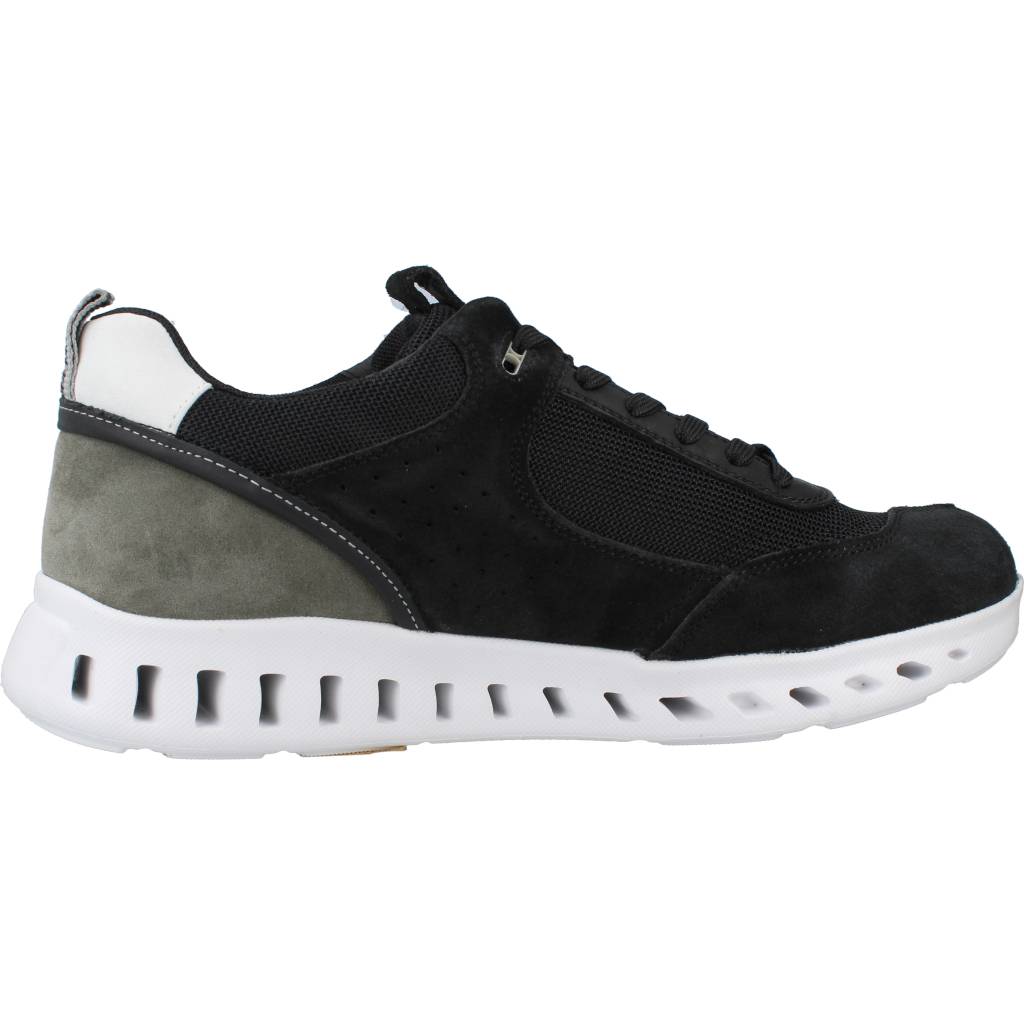 GEOX U OUTSTREAM en color NEGRO (4)