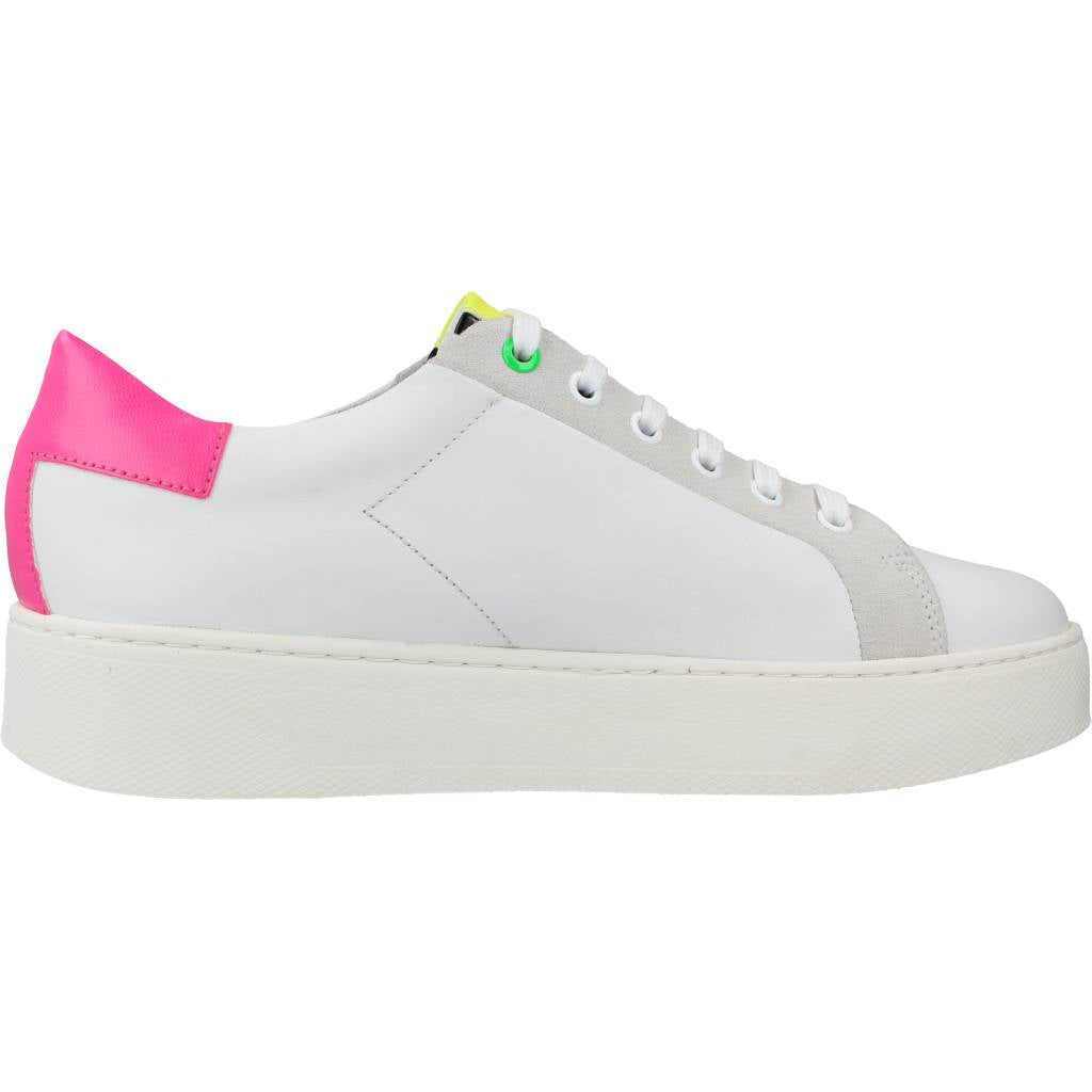 GEOX D SKYELY en color BLANCO (4)