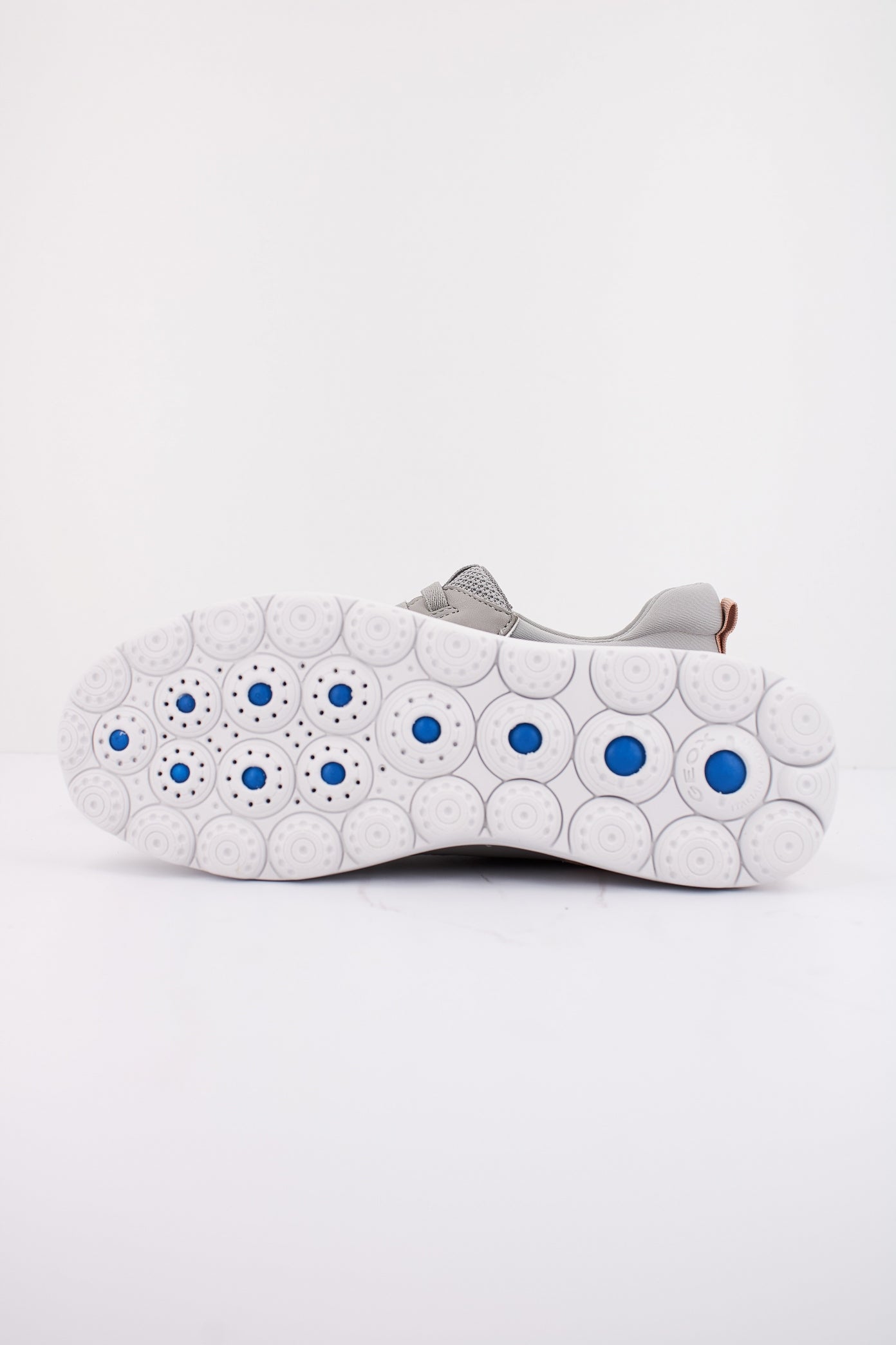 GEOX D SPHERICA en color GRIS (5)