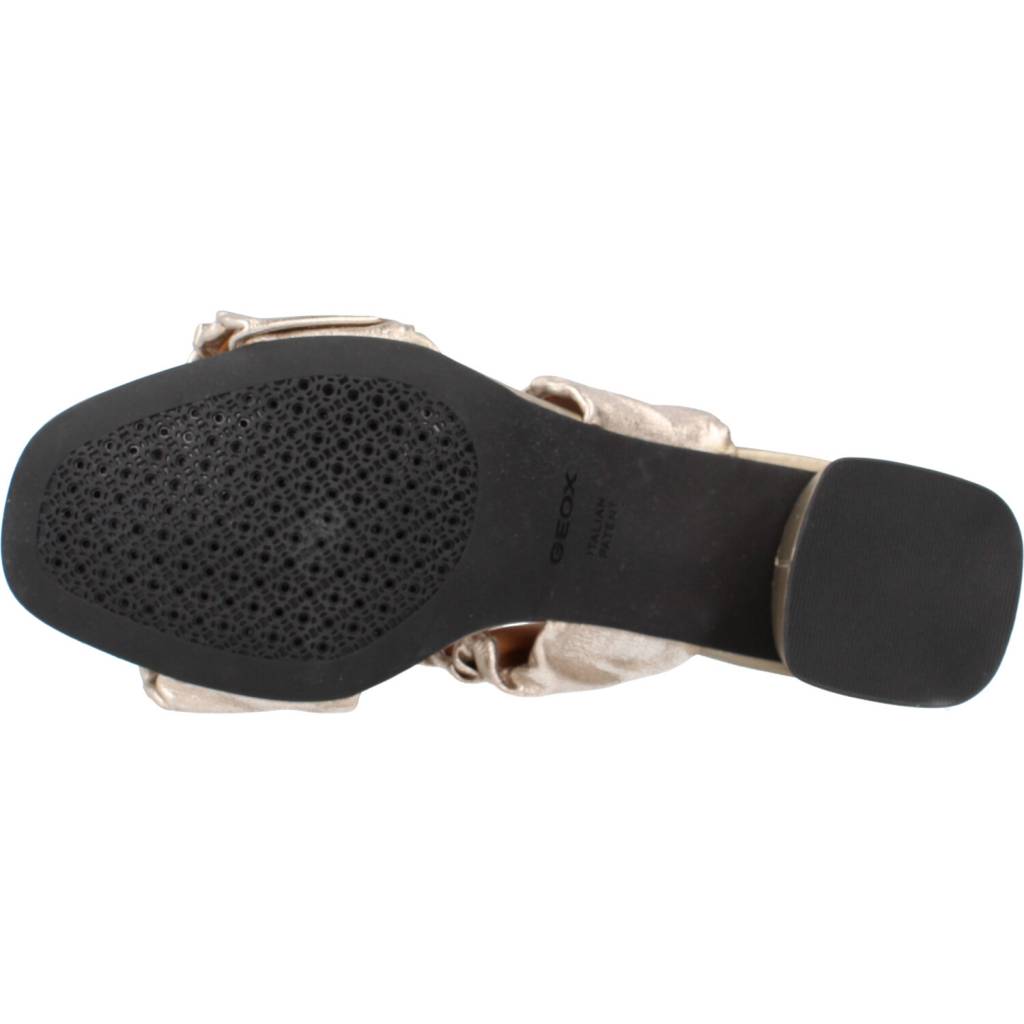 GEOX D GENZIANA MID en color ORO (6)