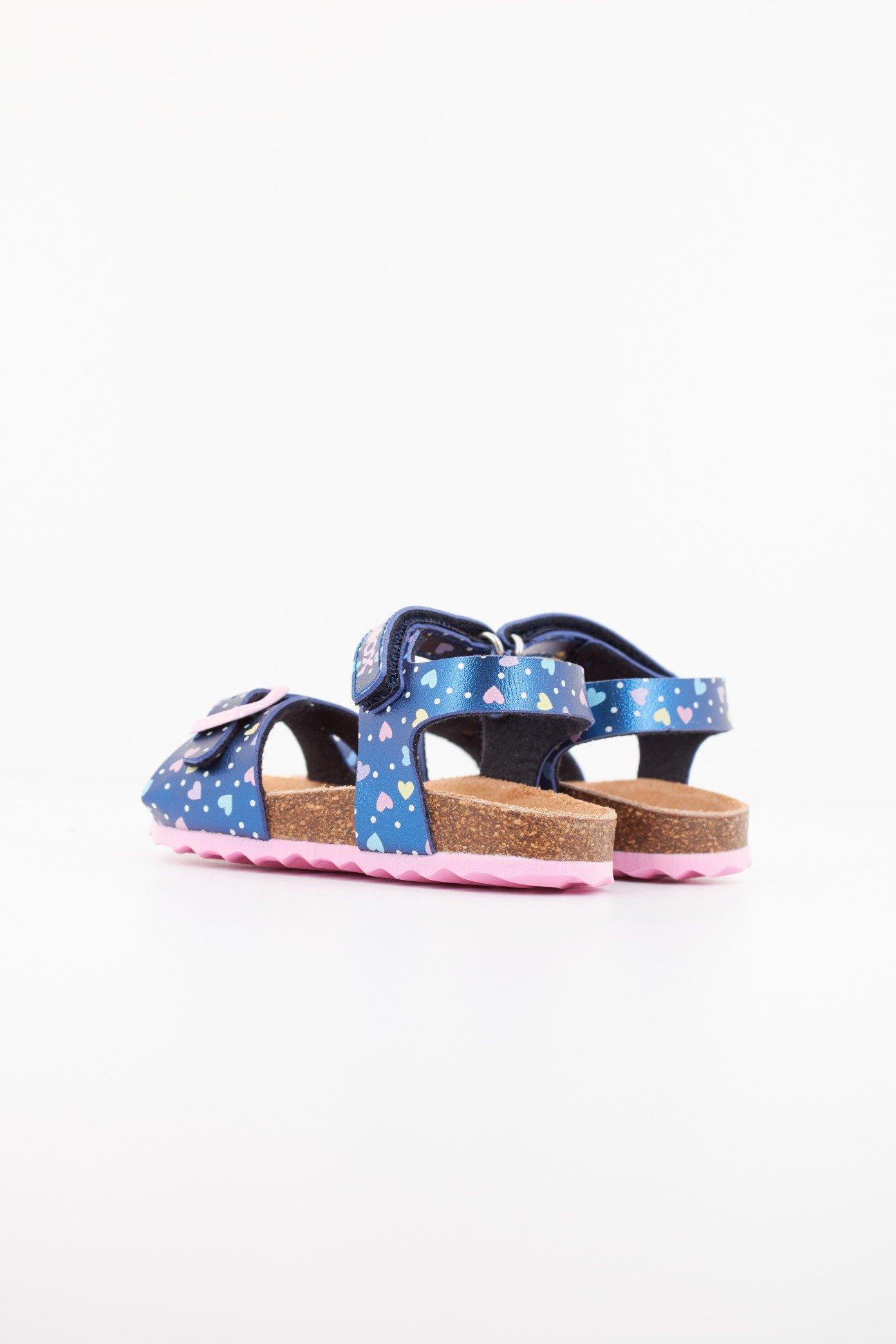 GEOX B SANDAL CHALKI GIRL en color AZUL (3)
