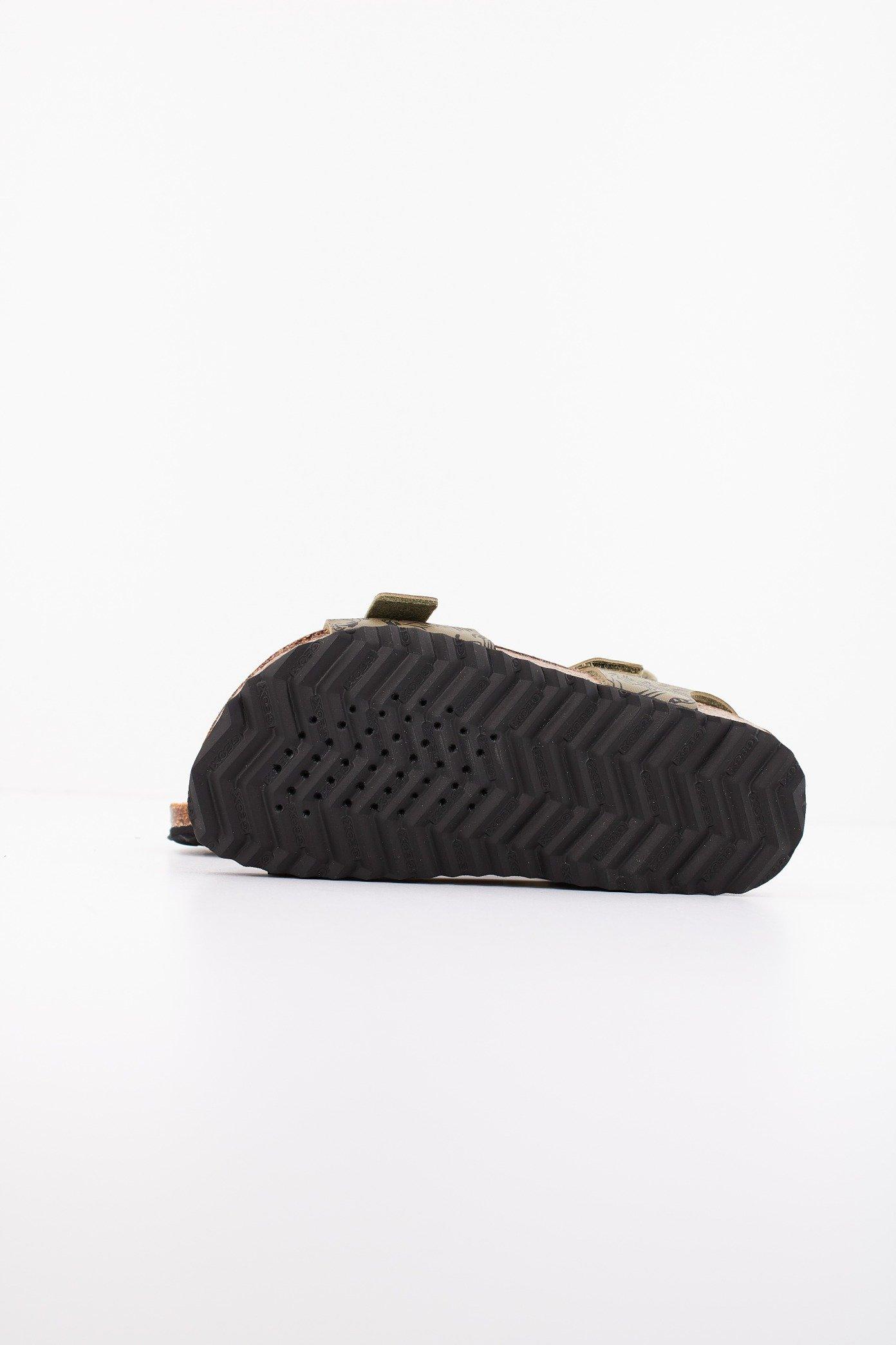 GEOX J GHITA BOY en color VERDE (4)