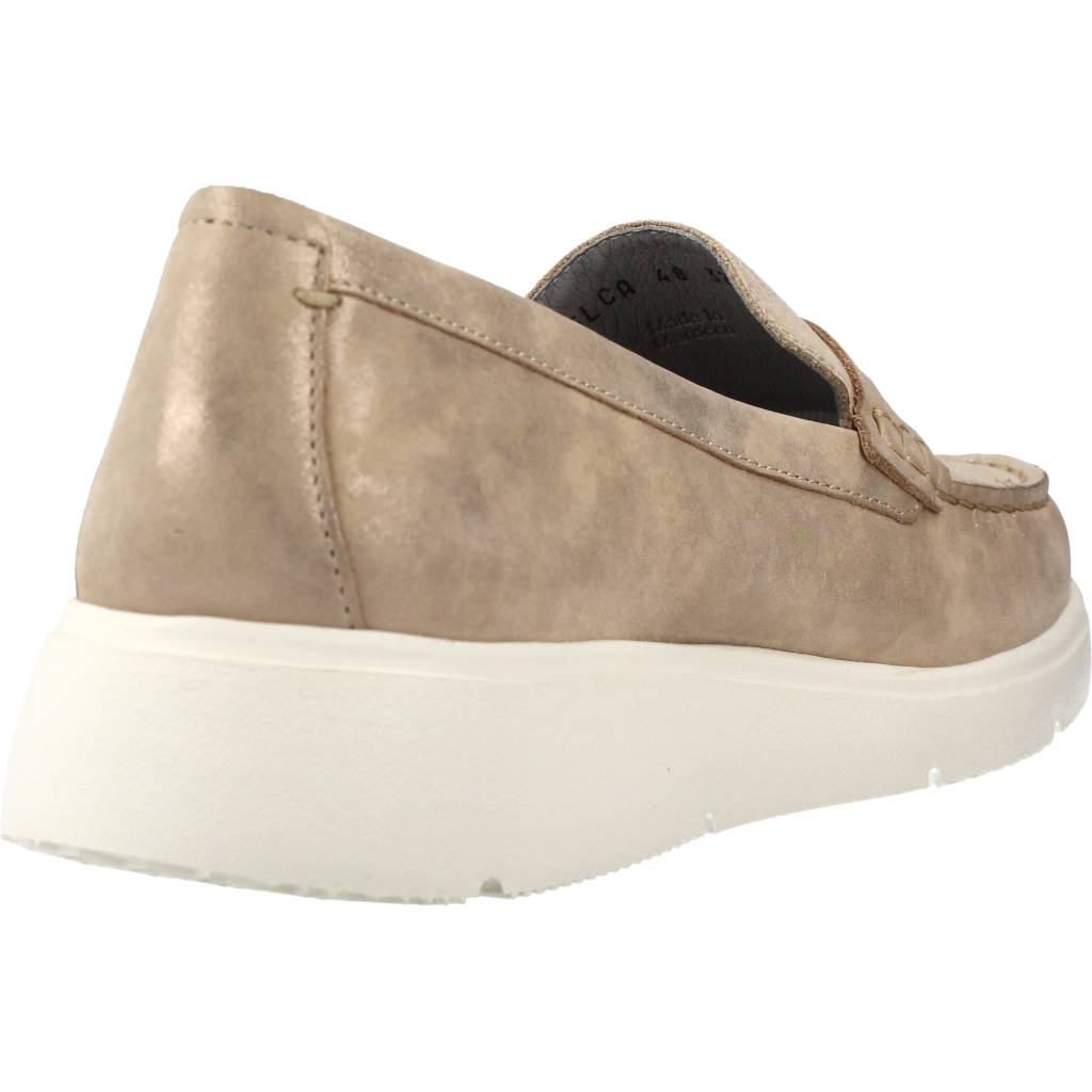GEOX D ARLARA en color BEIS (3)