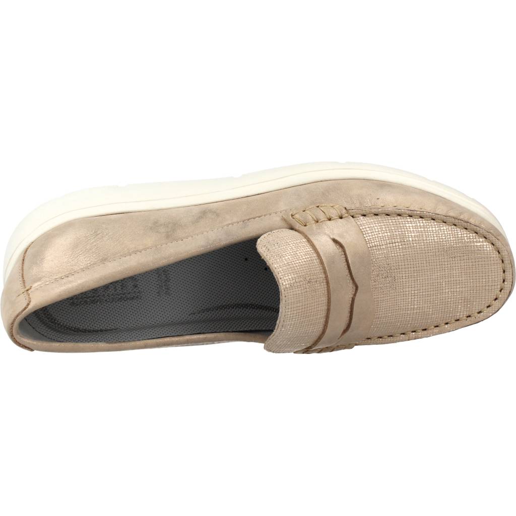 GEOX D ARLARA en color BEIS (7)