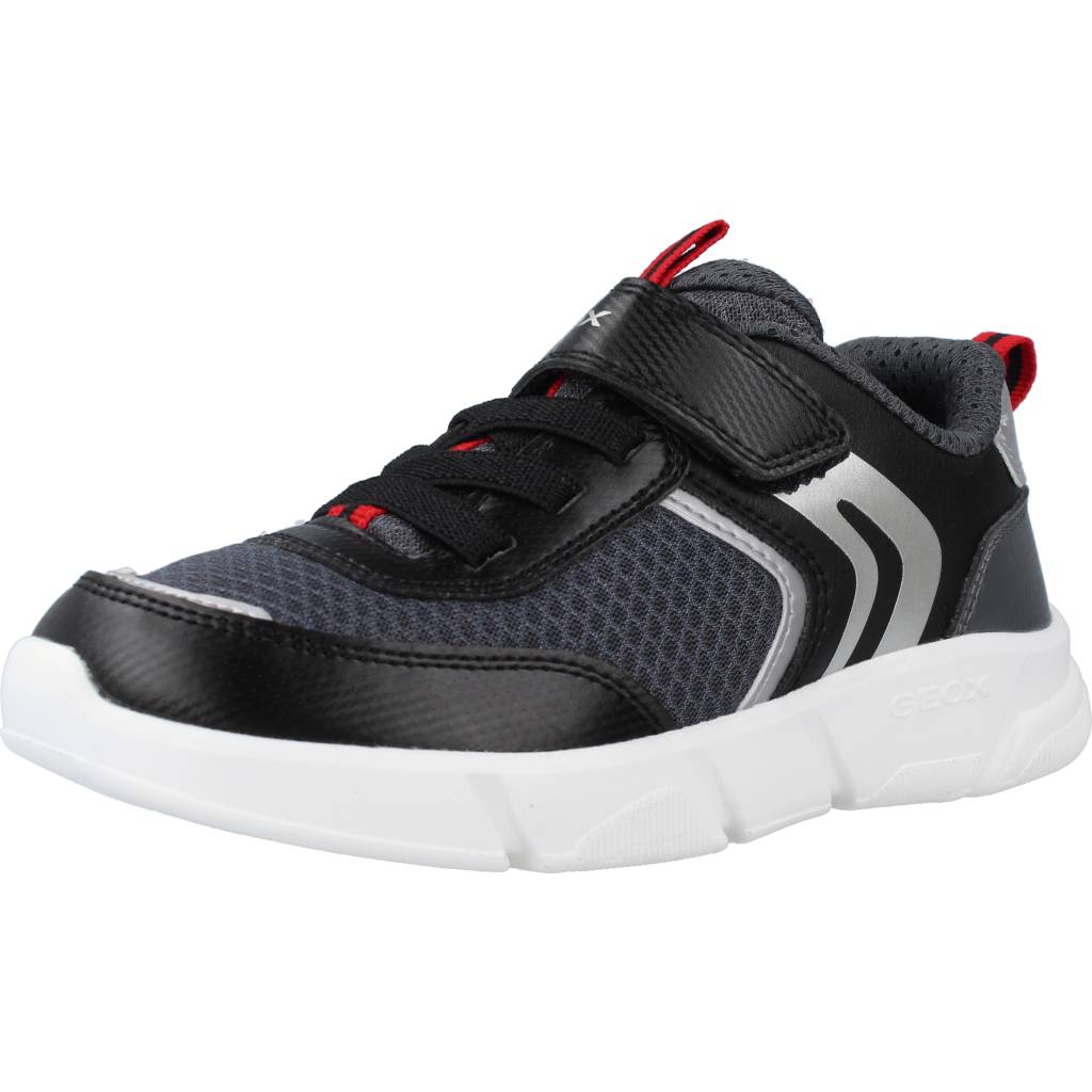 GEOX J ARIL BOY en color NEGRO (1)