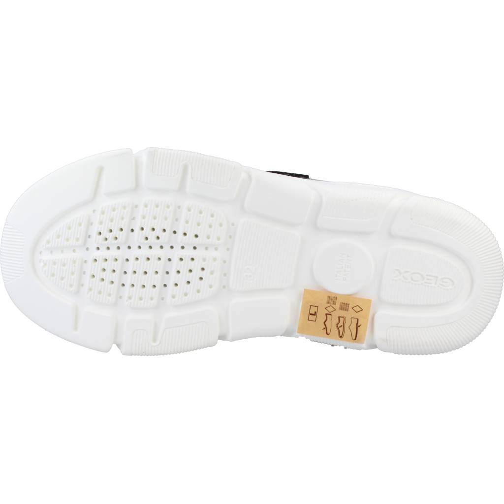 GEOX J ARIL BOY en color NEGRO (6)