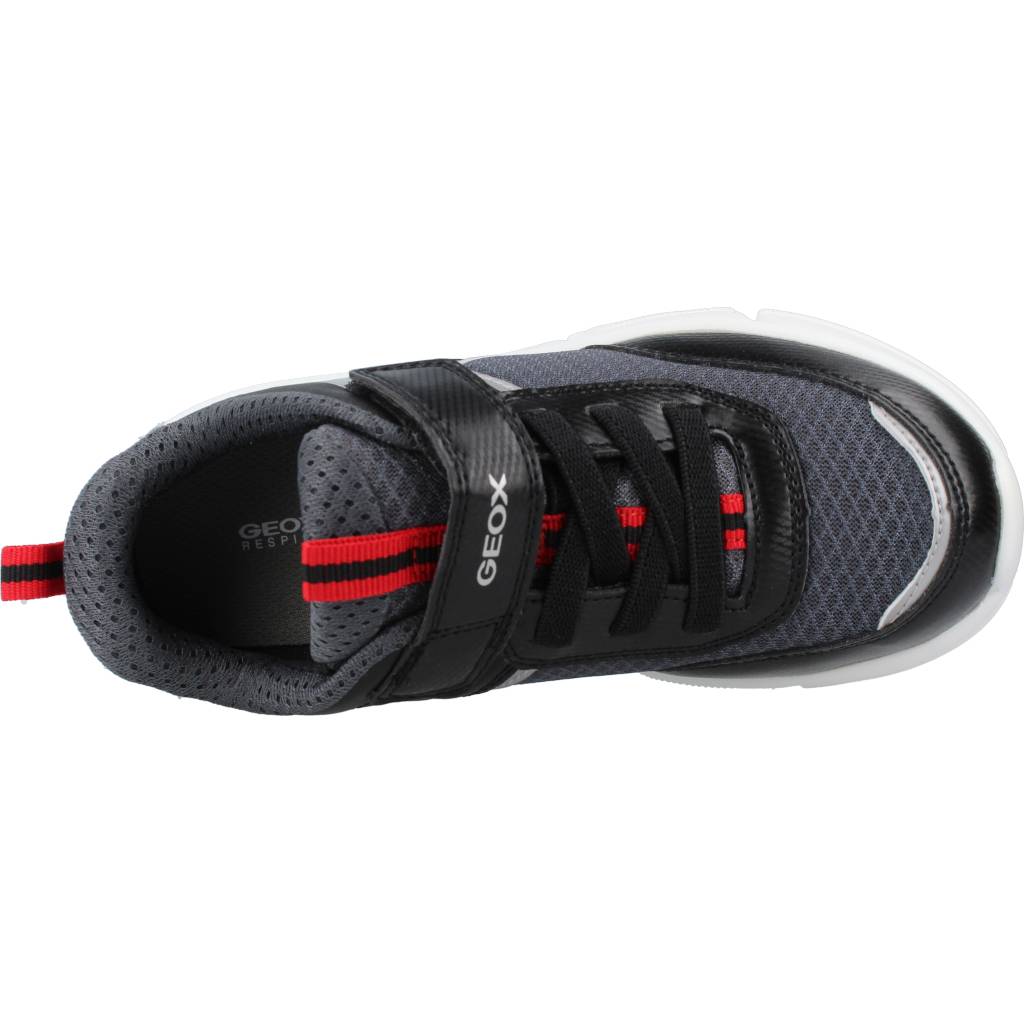 GEOX J ARIL BOY en color NEGRO (7)